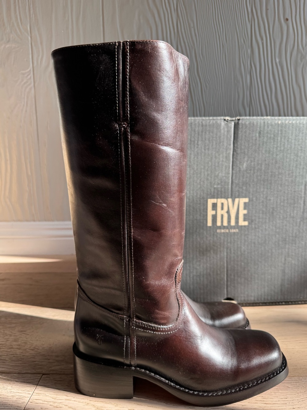 🤎 NEW FRYE CAMPUS 14L Tall Genuine Leather Boots in Bourbon Sz: 8.5 🤎 - Picture 3 of 11